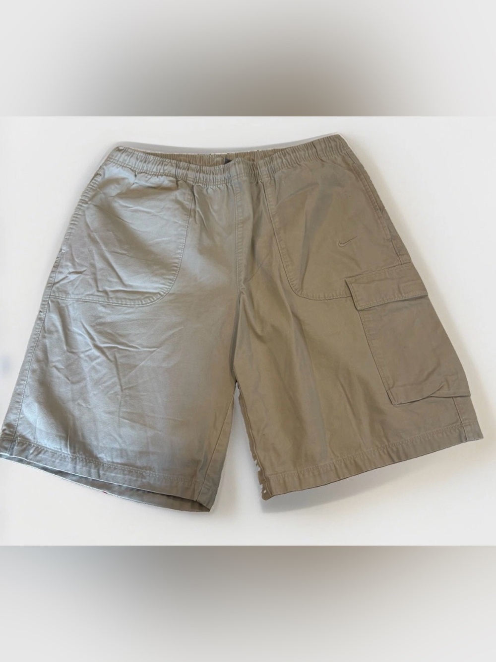 Nike Sportswear Cargo Shorts Size Large Utility Shorts Gorpcore Casual Beige